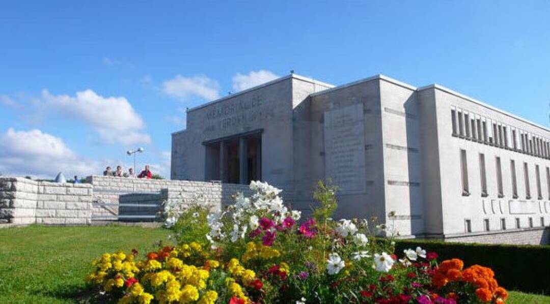 Gedenkst&auml;tte von Verdun

Dieses Museum, das der Geschichte und dem Gedenken an die Schlacht von Verdun 1916 gewidmet ist, sollten Sie unbedingt besuchen.