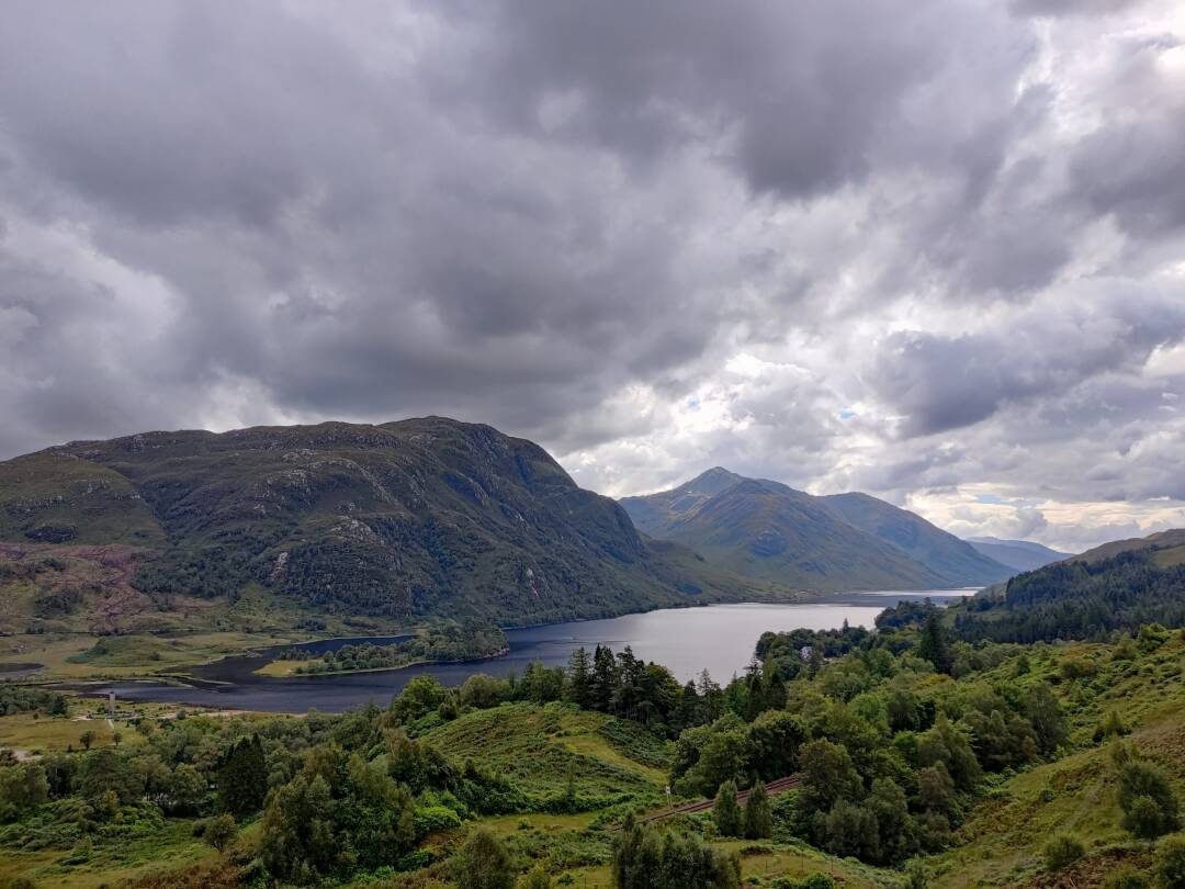 Loch Ness, der zweitgr&ouml;&szlig;te See Schottlands und Nessy!